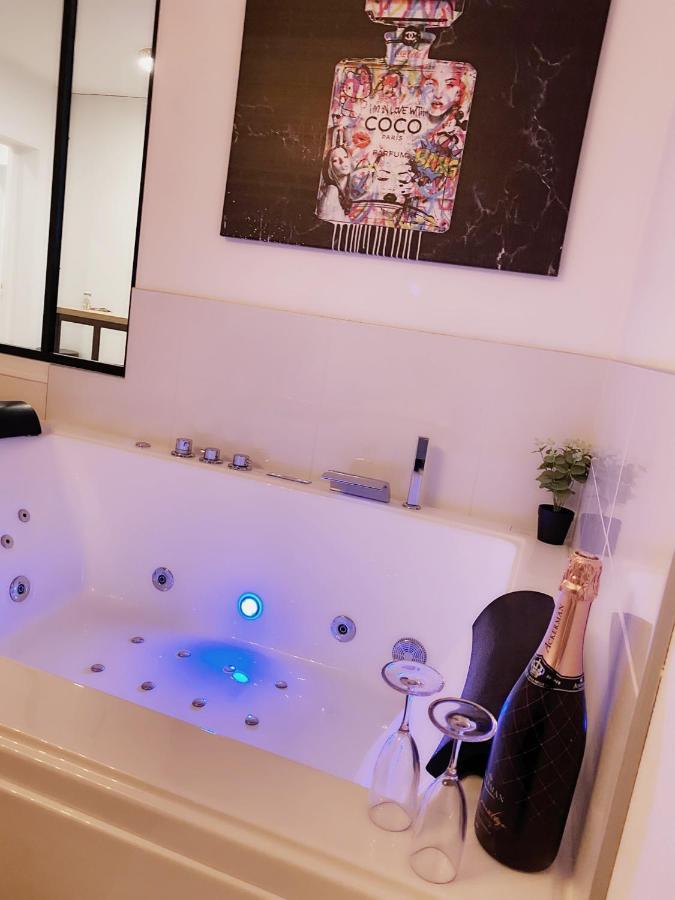 L'AppartE Black Superbe Appartement Pop ! Безансон Экстерьер фото